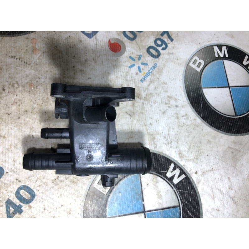 Фланец (система охлаждения) FORD Fusion MK5 2013 2.0 cj5e8k556ab