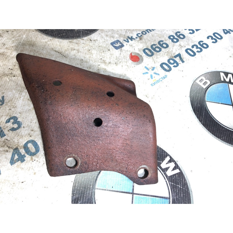 Кронштейн глушителя (выпускная система) FORD Focus MK3 2015 2.0 CV6Z-5K291-B