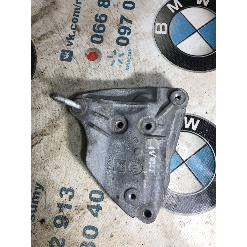 Кронштейн компрессора кондиционера (кронштейны двигателя) CHEVROLET Volt 1 2012 1.4 55569037