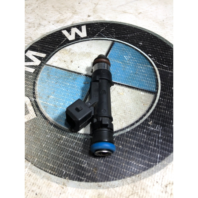 Форсунка топливная (топливная система) CHEVROLET Volt 1 2012 1.4 55565481