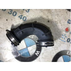 Патрубок воздушного фильтра