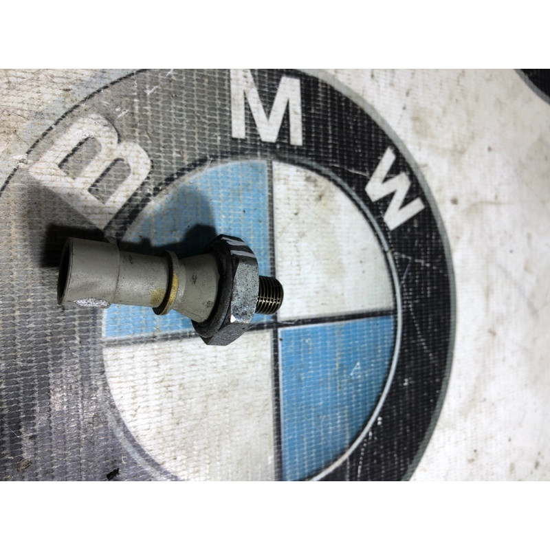 Датчик давления масла (электрика двигателя) CHEVROLET Volt 1 2012 1.4 55581588