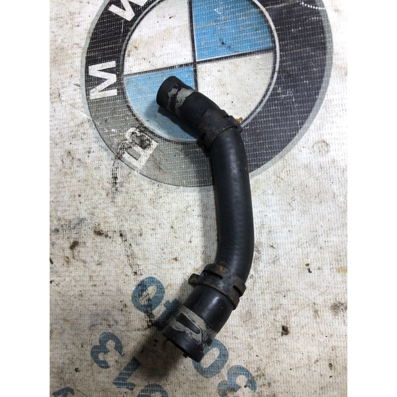 Патрубок (система охлаждения) Volkswagen Touareg 7L 2004 3.2 7L0121058A