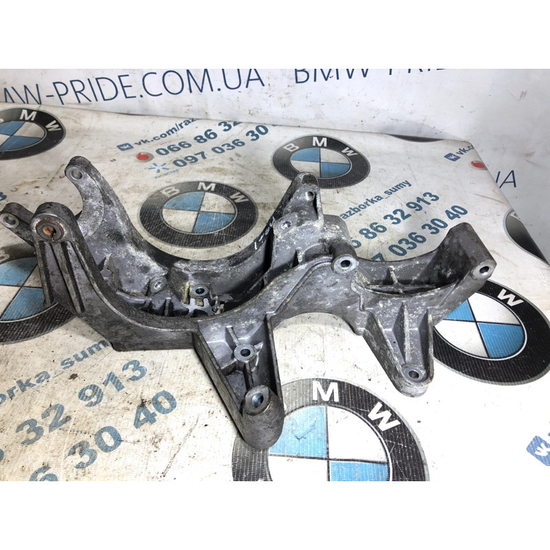 Кронштейн генератора (кронштейны двигателя) Volkswagen Touareg 7L 2004 3.2 022260087F