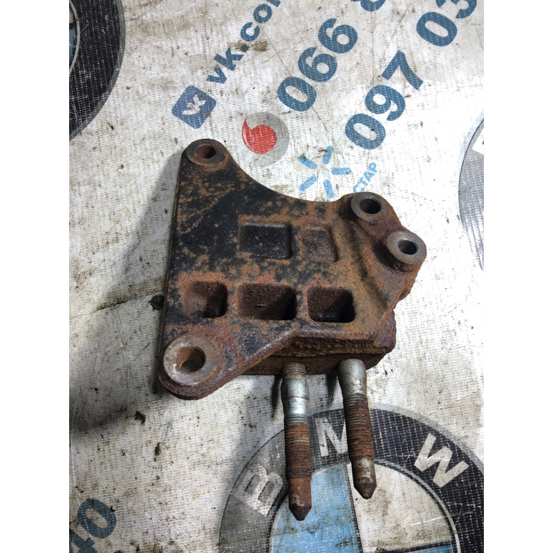 Кронштейн (двигатель и элементы) Hyundai Sonata YF 2013 2.4 216702G000