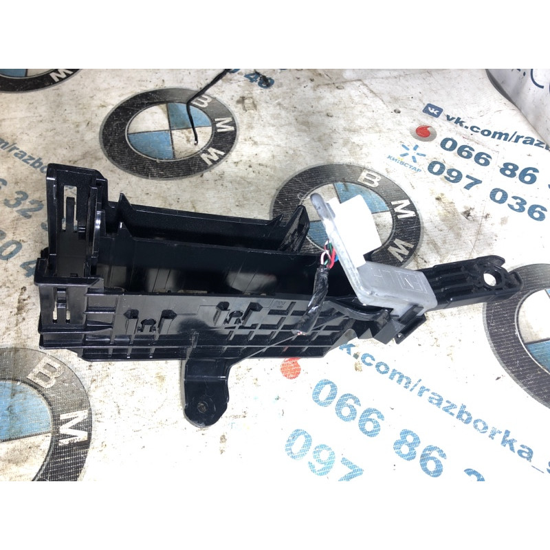 Кронштейн блока управления двигателем (кузов и элементы) Subaru Forester SJ 2016 2.5 88283fj100