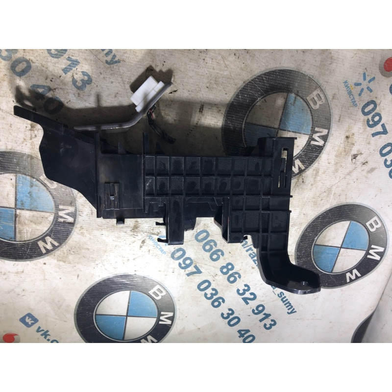 Кронштейн блока управления двигателем (кузов и элементы) Subaru Forester SJ 2016 2.5 88283fj100