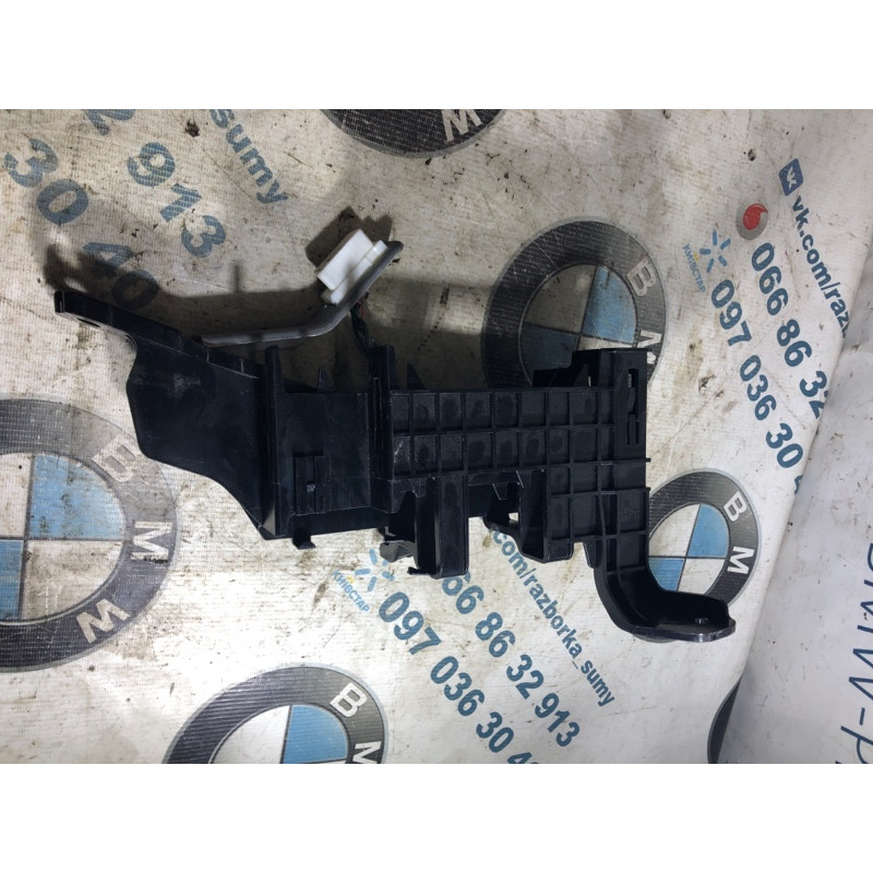 Кронштейн блока управления двигателем (кузов и элементы) Subaru Forester SJ 2016 2.5 88283fj100