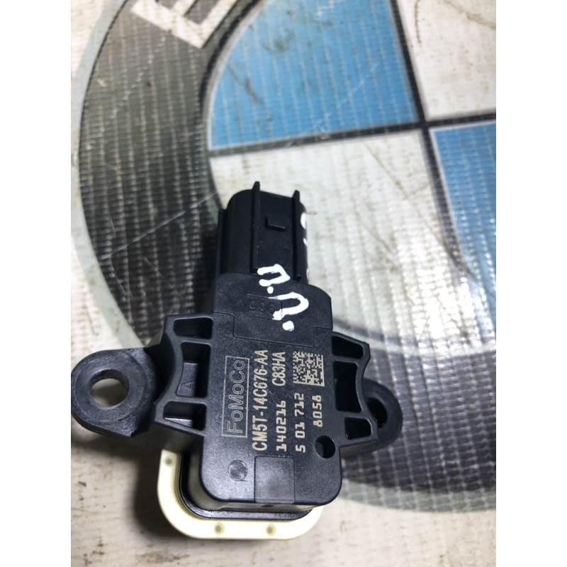 Датчик удара (электрика / датчики) FORD Focus MK3 2014 2.0 HM5Z14B345A