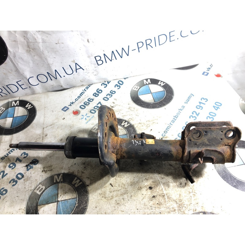 Амортизатор (подвеска) Nissan Juke F15 2011 1.6 E43031KC2B