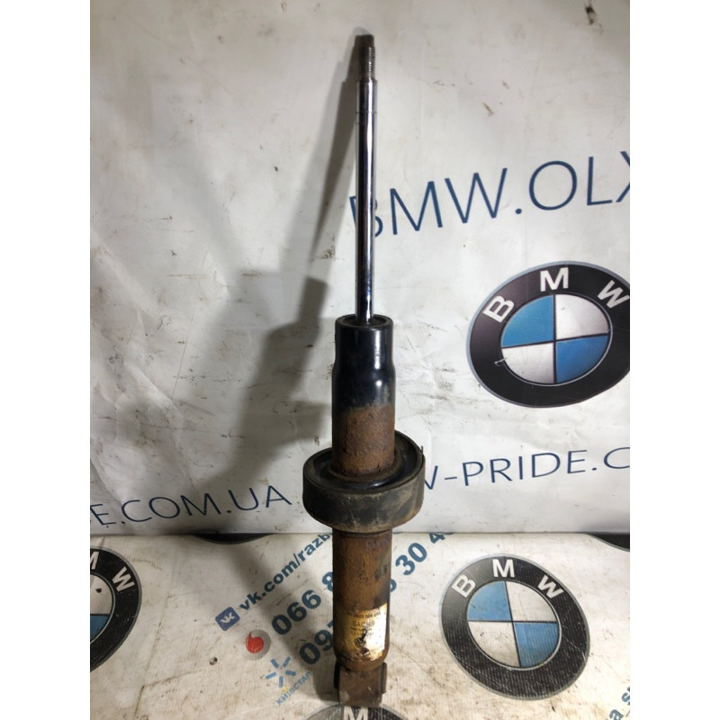 Амортизатор (подвеска) Volkswagen Touareg 7L 2004 3.2 7L6513029E