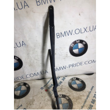 Поводок дворника