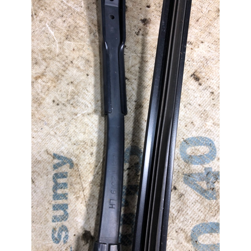 важіль щітки склоочисника (кузов і елементи) CHEVROLET Volt 1 2012 1.4 22742319