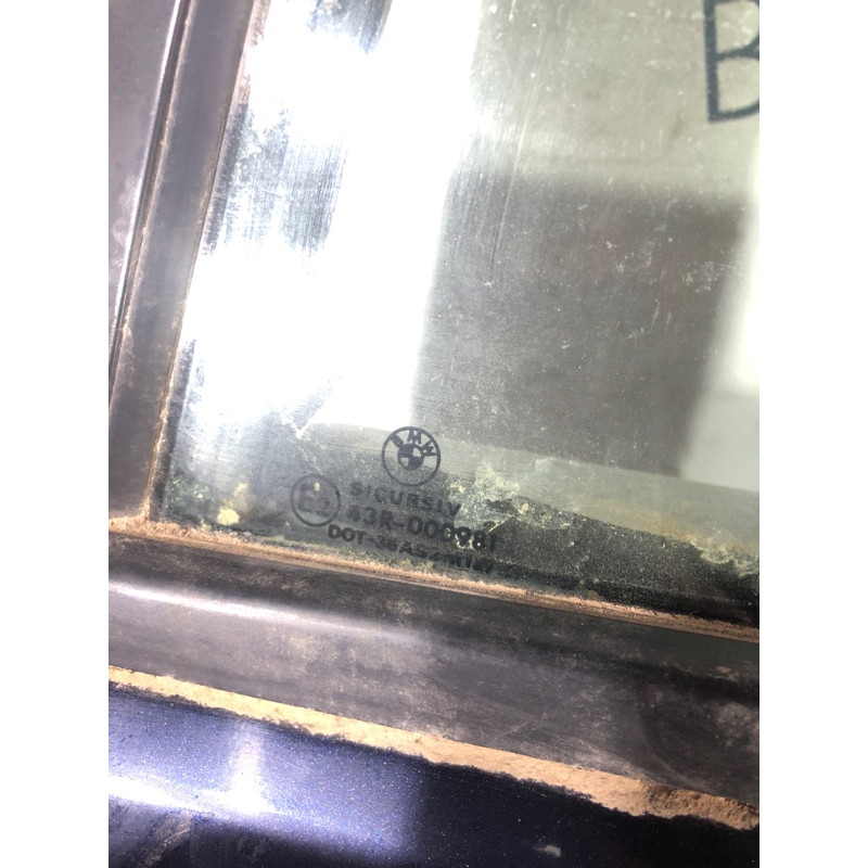 Стекло (кузов и элементы) BMW 3-series E46 M43b18