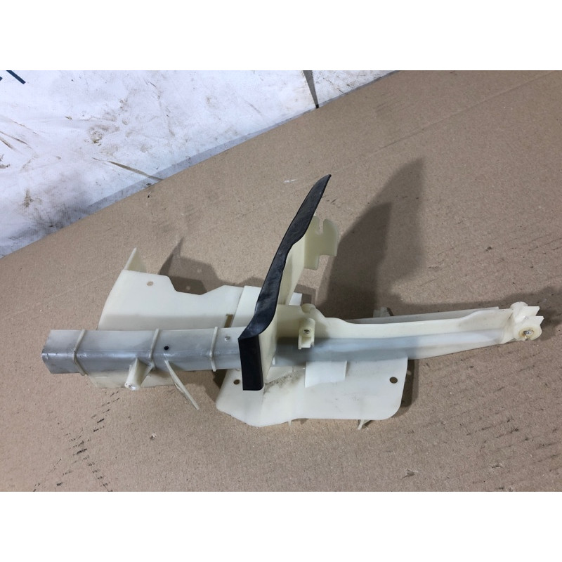 Крепление замка двери (кузов и элементы) FORD Focus MK3 2014 2.0 cm51a219a65he