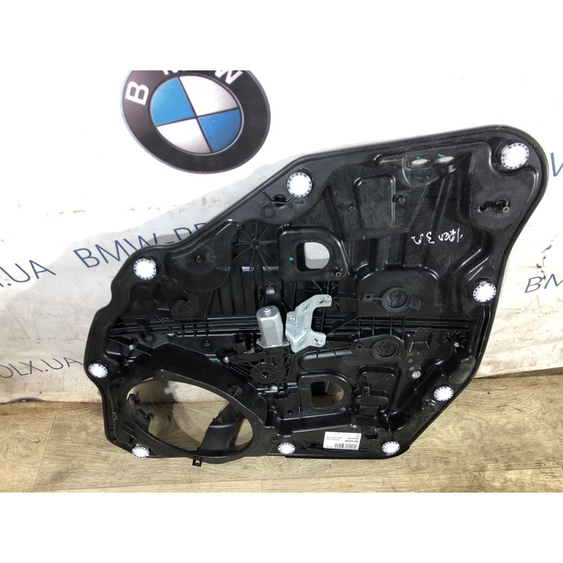 Механизм стеклоподъемника с мотором (кузов и элементы) Jeep Renegade BU 2016 2.4 68268760AA