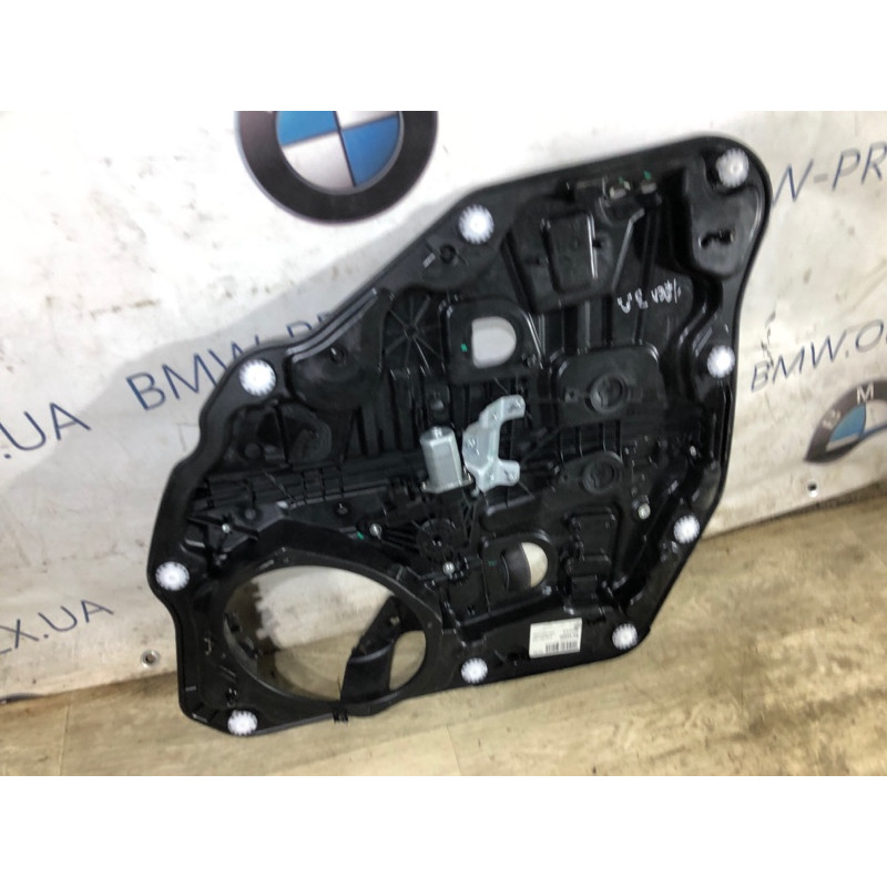 Механизм стеклоподъемника с мотором (кузов и элементы) Jeep Renegade BU 2016 2.4 68268760AA