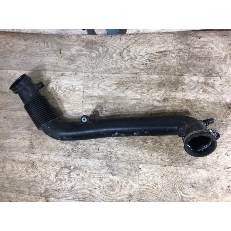 Патрубок воздушного фильтра (впускная система) Jeep Renegade BU 2016 2.4 68274912AA