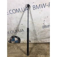 Амортизатор багажника