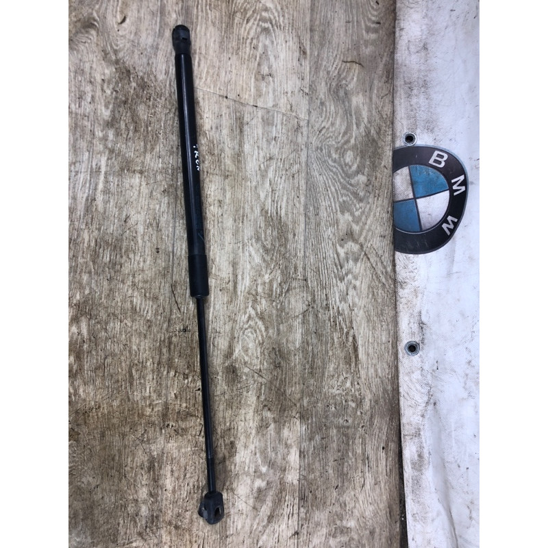 Амортизатор багажника (кузов и элементы) Jeep Renegade BU 2016 2.4 68269468AA