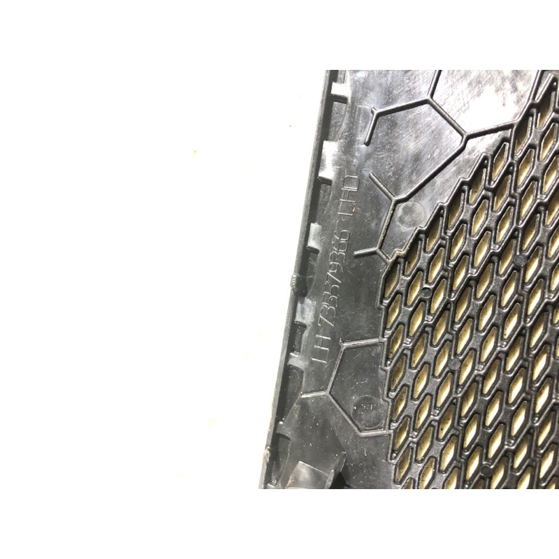 Кришка динаміка (салон) Jeep Renegade BU 2016 2.4 5UV64LXHAA