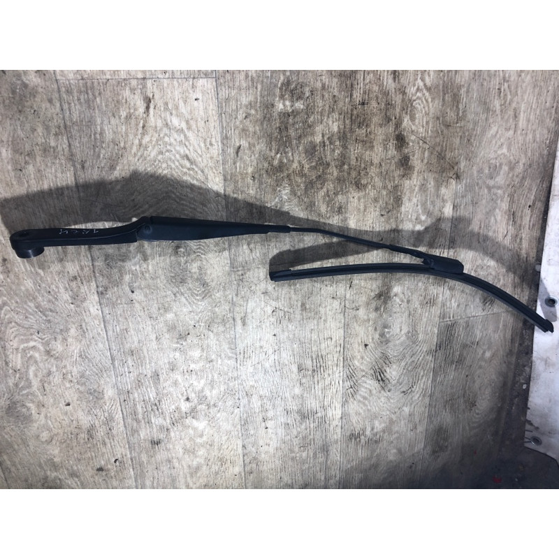 важіль щітки склоочисника (кузов і елементи) Jeep Renegade BU 2016 2.4 97036203