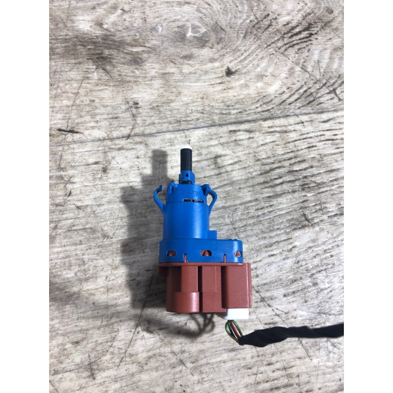 Концевик педали тормоза (электрика / датчики) Jeep Renegade BU 2016 2.4 50512681