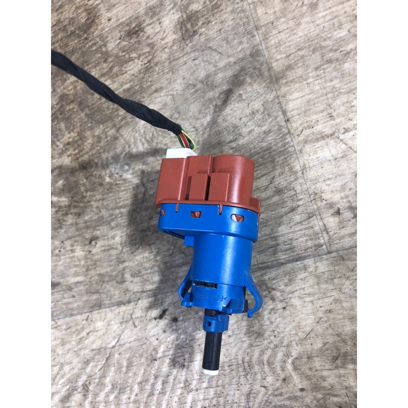 Концевик педали тормоза (электрика / датчики) Jeep Renegade BU 2016 2.4 50512681