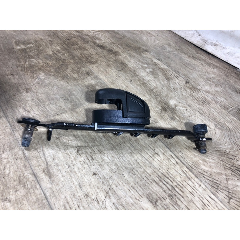 Кронштейн ременя безпеки (салон) Jeep Renegade BU 2016 2.4 07356523650