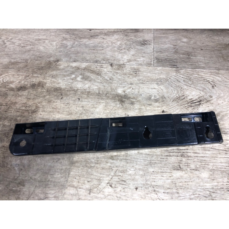 Кріплення центральної консолі (салон) Jeep Renegade BU 2016 2.4 52010318