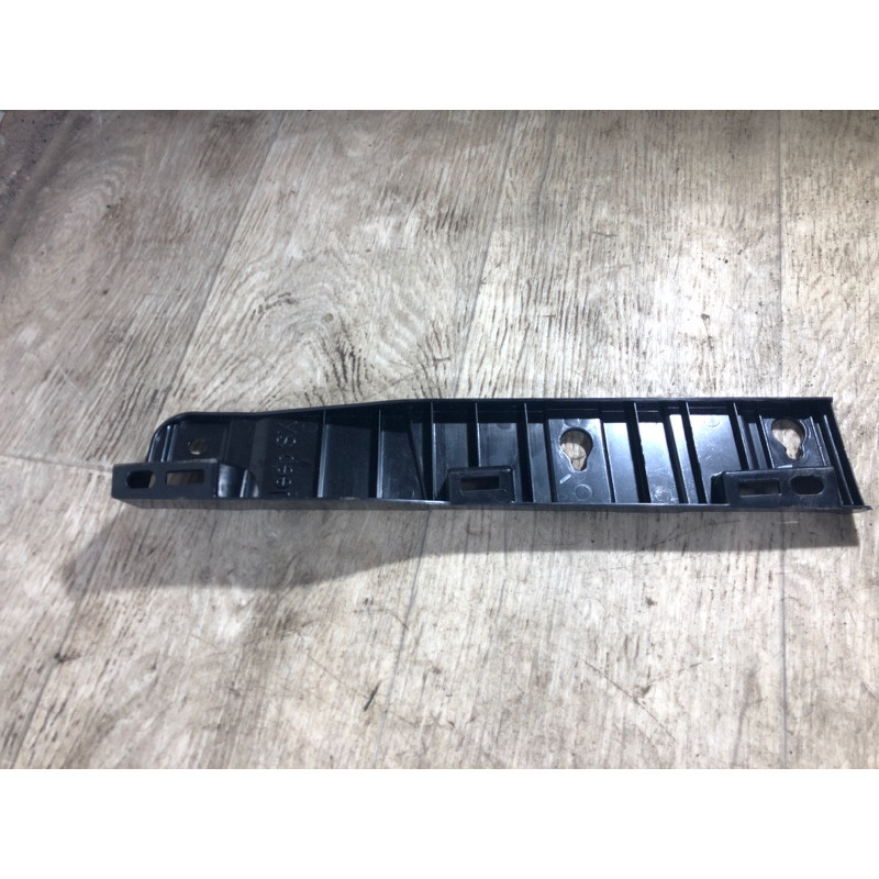 Кріплення центральної консолі (салон) Jeep Renegade BU 2016 2.4 52010318