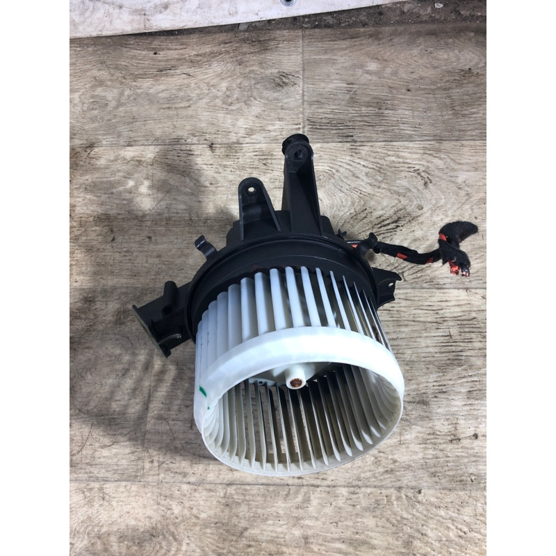 Мотор печки (отопление и кондиционирование) Jeep Renegade BU 2016 2.4 68266039AA