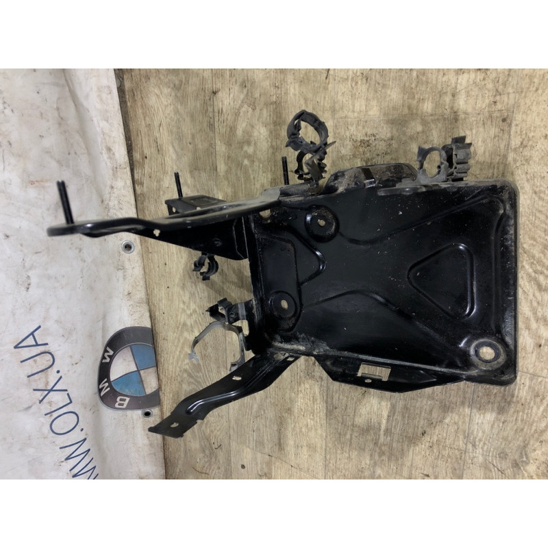 Крепление аккумулятора (кузов и элементы) Jeep Renegade BU 2016 2.4 68247459AA