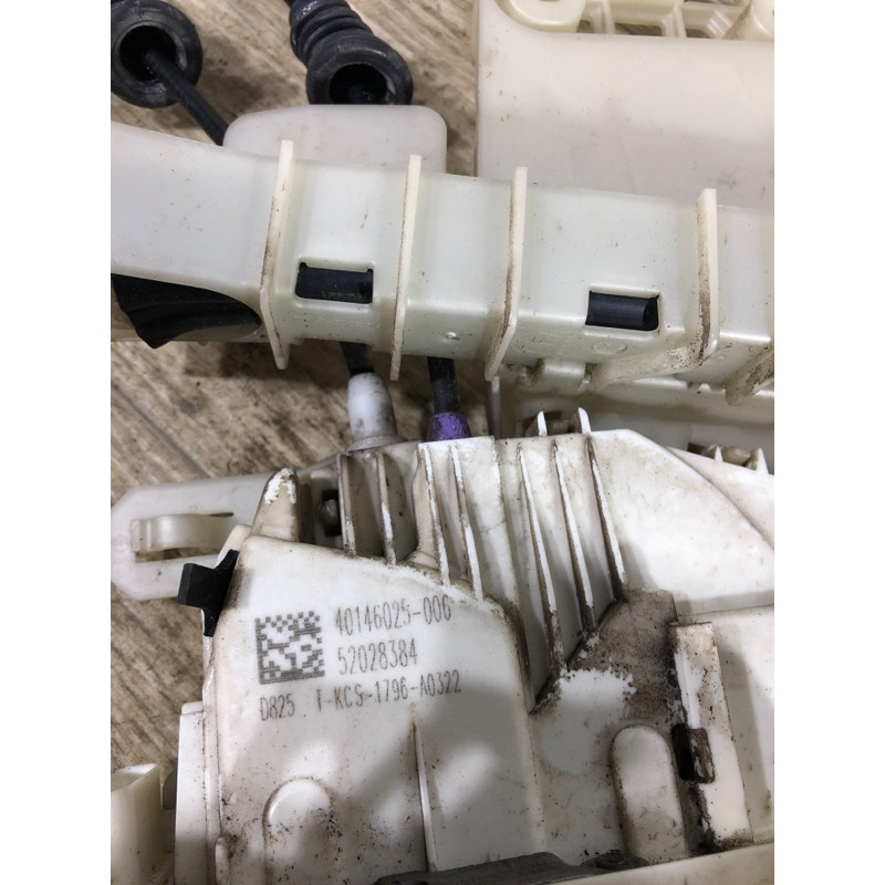 Замок двери (кузов и элементы) Jeep Renegade BU 2016 2.4 52028384