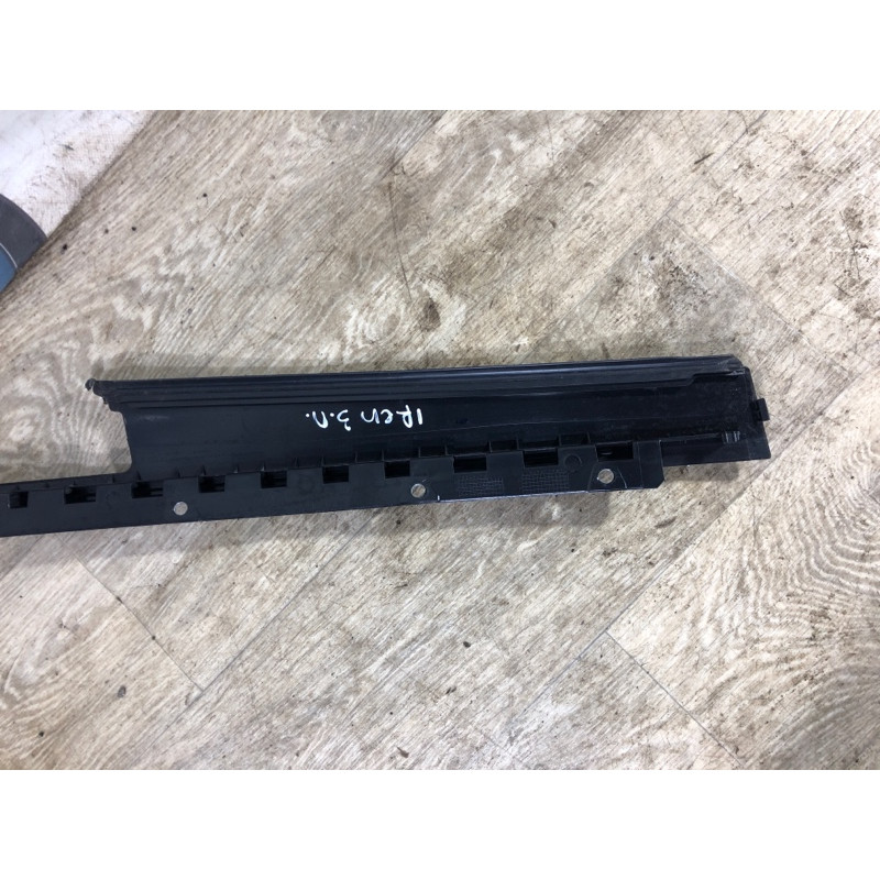 Накладка двери боковая (кузов и элементы) Jeep Renegade BU 2016 2.4 51953326