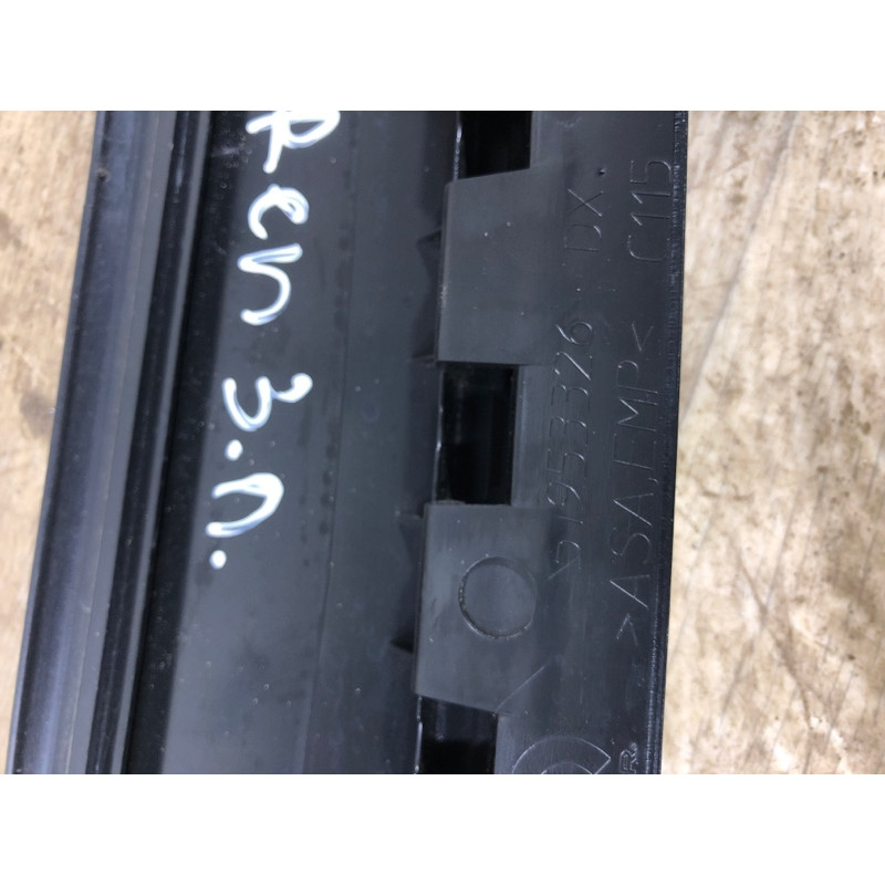 Накладка двери боковая (кузов и элементы) Jeep Renegade BU 2016 2.4 51953326