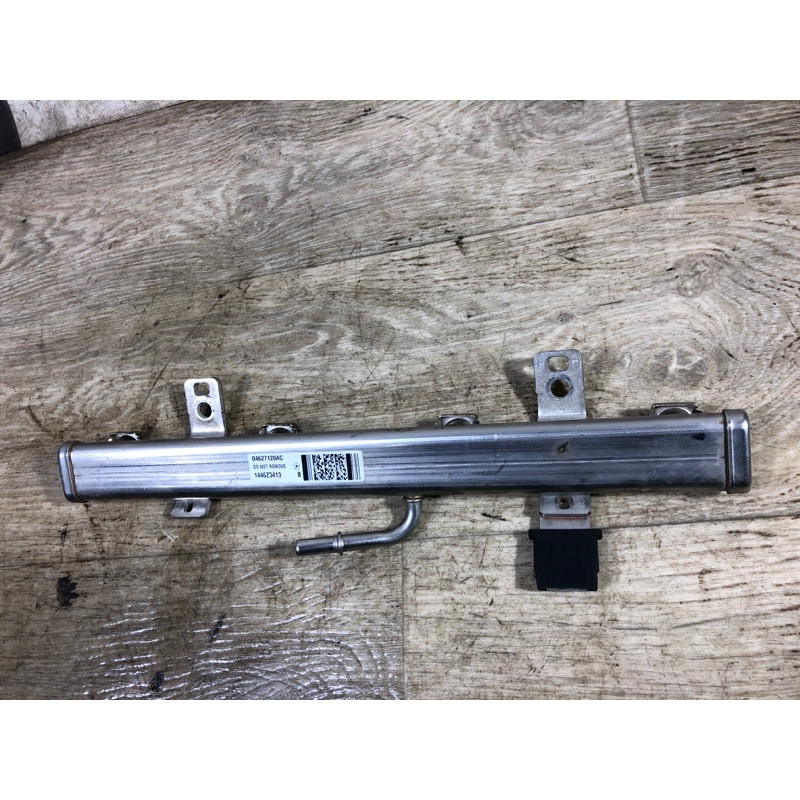 Топливная рампа (топливная система) Jeep Renegade BU 2016 2.4 04627120ac