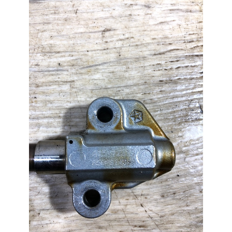 Натяжитель цепи (двигатель и элементы) Jeep Renegade BU 2016 2.4 05048145aa