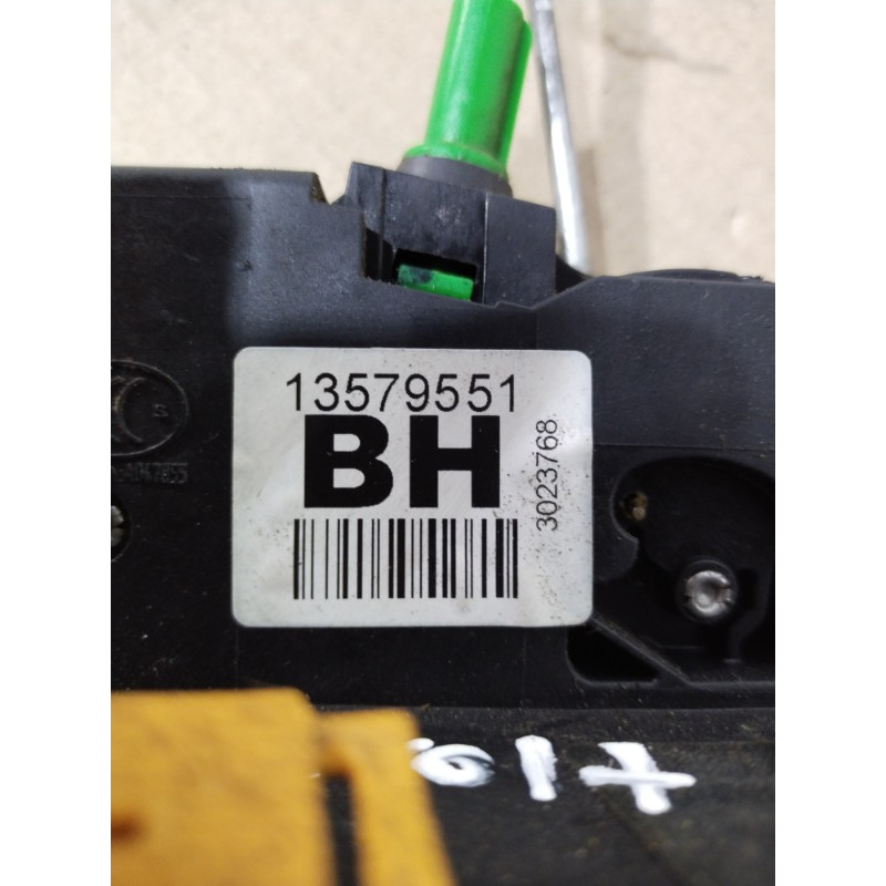 Замок дверей (кузов і елементи) CHEVROLET Volt 1 2013 1.4 13579551