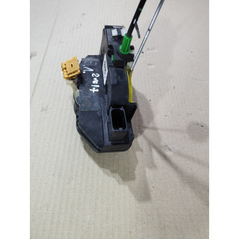 Замок дверей (кузов і елементи) CHEVROLET Volt 1 2013 1.4 13579551