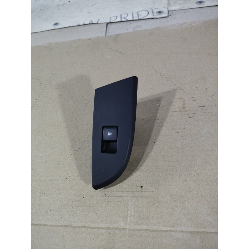 Кнопка стеклоподъемника (электрика / кнопки) CHEVROLET Volt 1 2013 1.4 20933566