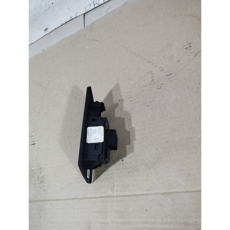 Кнопка стеклоподъемника (электрика / кнопки) CHEVROLET Volt 1 2013 1.4 20933566