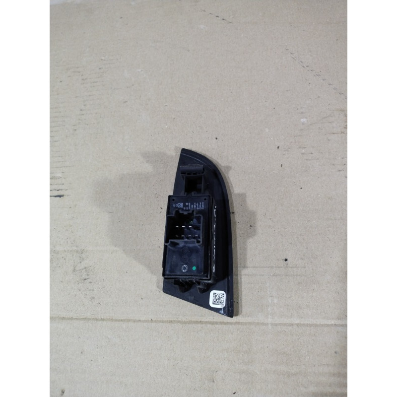 Кнопка стеклоподъемника (электрика / кнопки) CHEVROLET Volt 1 2013 1.4 20933566