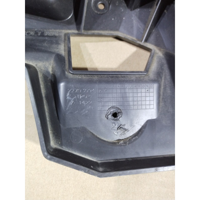 Крепление бампера (кузов и элементы) CHEVROLET Volt 1 2013 1.4 22793094
