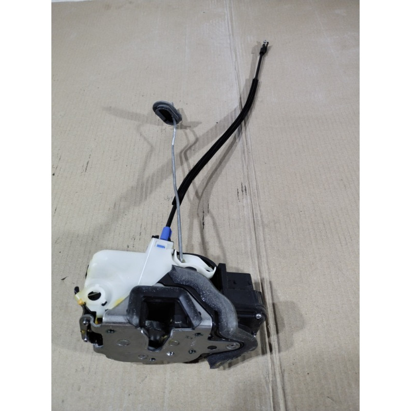 Замок дверей (кузов і елементи) CHEVROLET Volt 1 2013 1.4 13579523