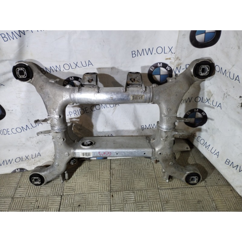 Подрамник (подвеска) BMW 5-series F10 2013 N63B44 33316799103