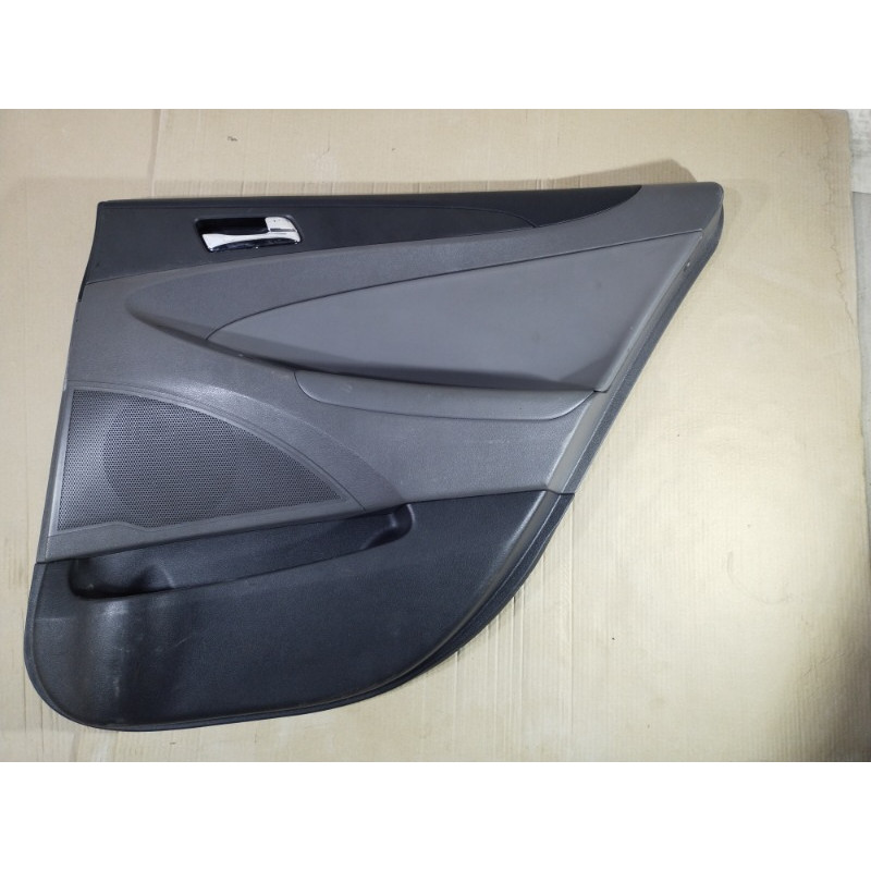 Дверная карта (салон) Hyundai Sonata YF 2013 2.4 833043Q0105RA