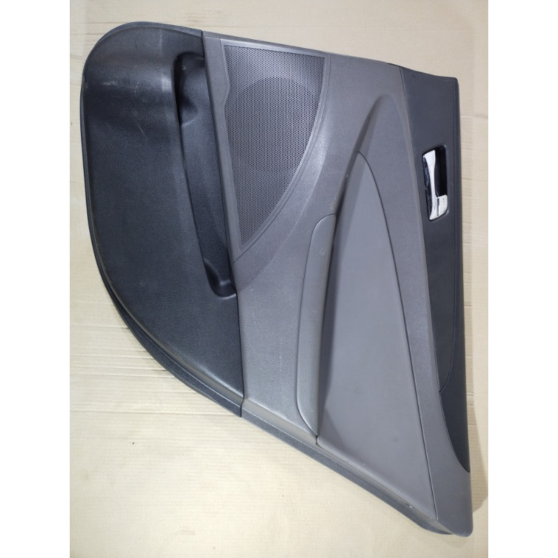 Дверная карта (салон) Hyundai Sonata YF 2013 2.4 833043Q0105RA