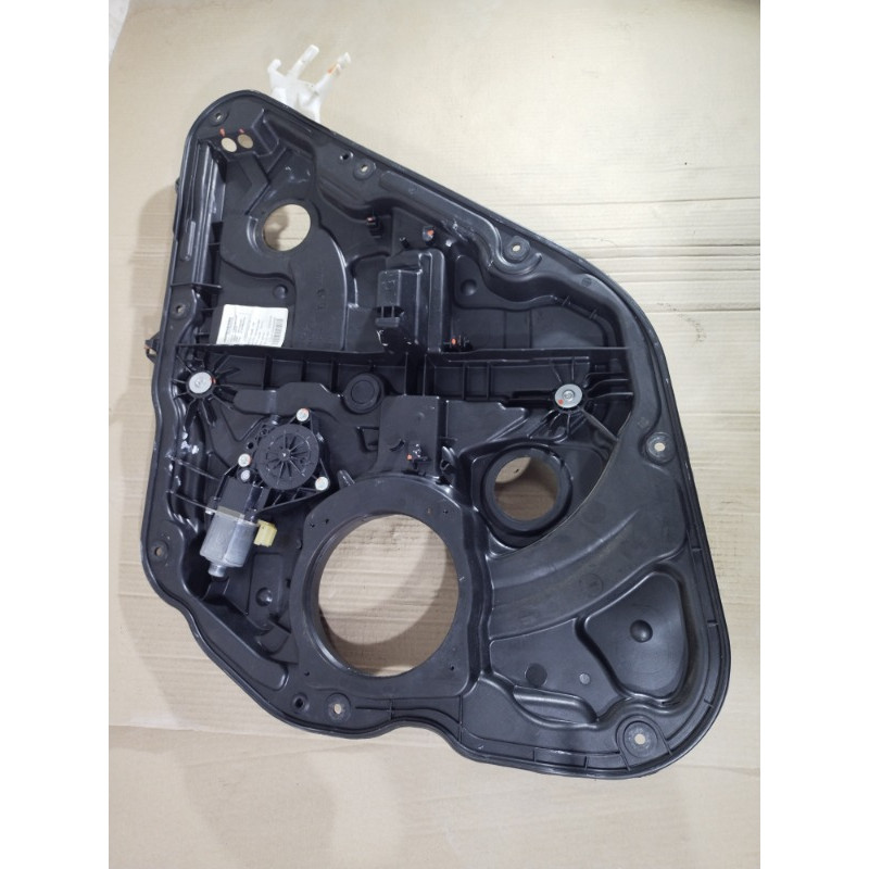 Механизм стеклоподъемника с мотором (кузов и элементы) Hyundai Sonata YF 2013 2.4 834603q001