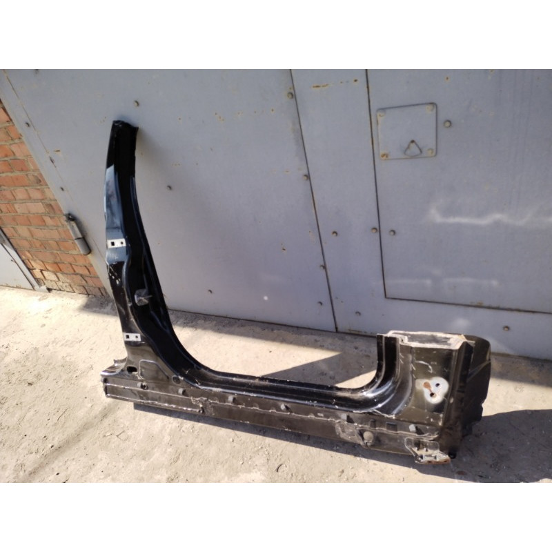 Центральна стійка кузова (кузов і елементи) FORD Focus MK3 2014 2.0 CM5Z-58211A10-A
